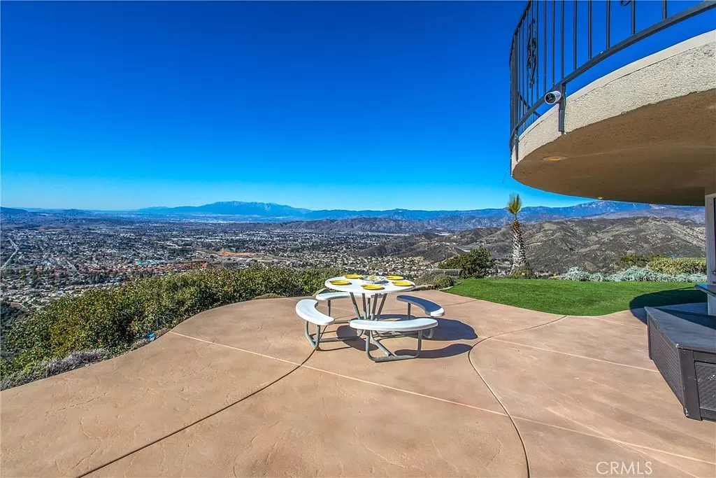 Monolithic Dome Home In California Zillow Gone Wild