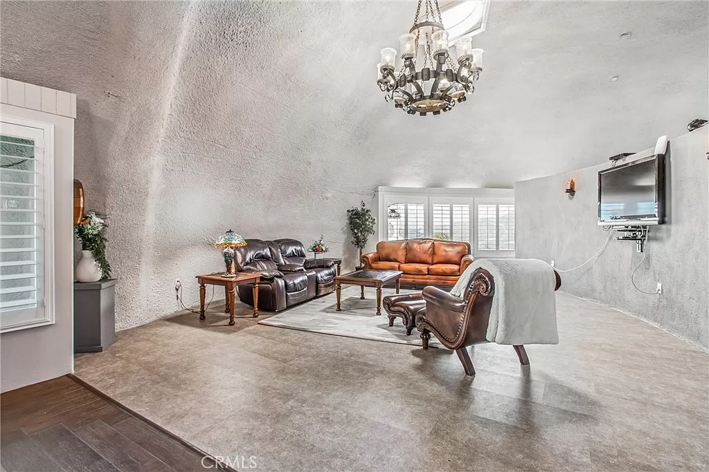 Monolithic Dome Home In California Zillow Gone Wild